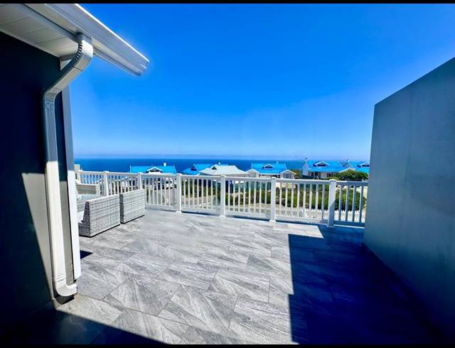 4 BEDROOM HOUSE FOR SALE IN PINNACLE POINT GOLF ESTATE